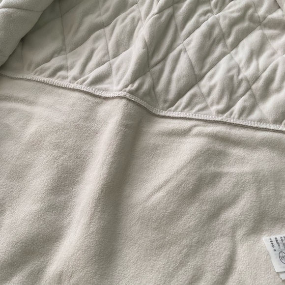 Abercrombie & Fitch Women Vest - Picture 3 of 7